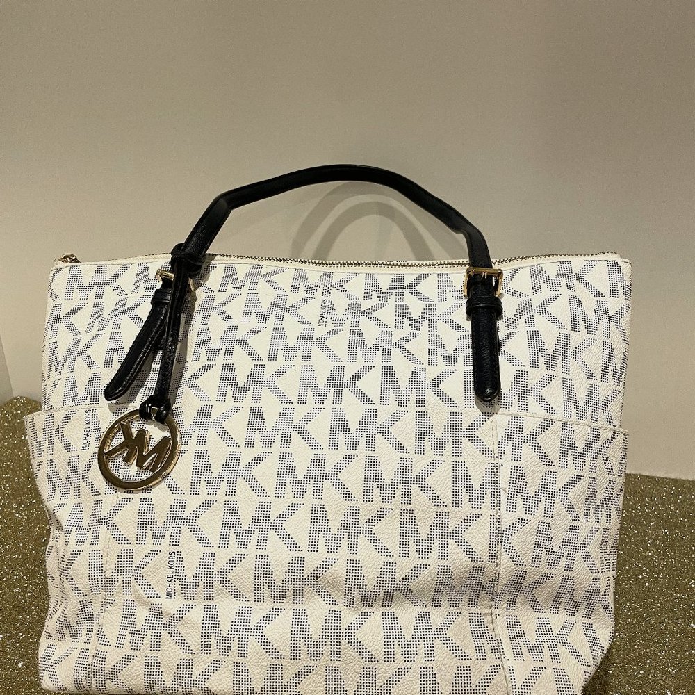 Tote - image 1